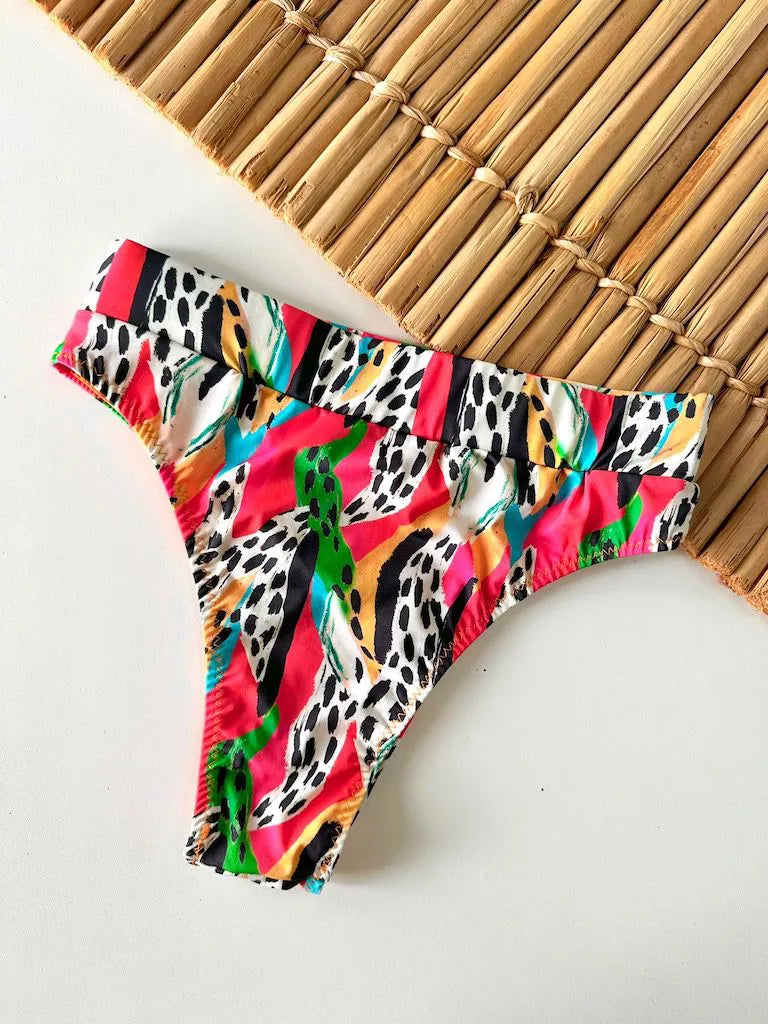 Bikini Set Hot Pant Tropicalia + Asa Delta Top